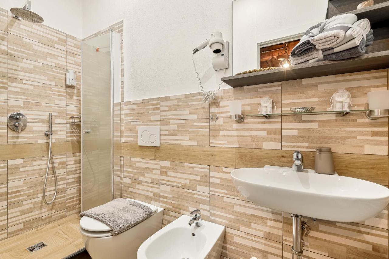 Alby Express Rooms La Spezia Exterior photo